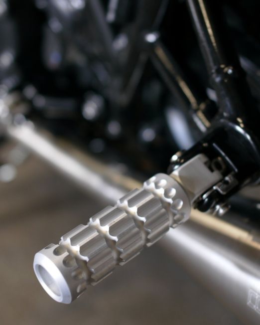 Pegs