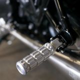 Triumph Street Twin Pegs - AMG Gripper Pegs - Passenger