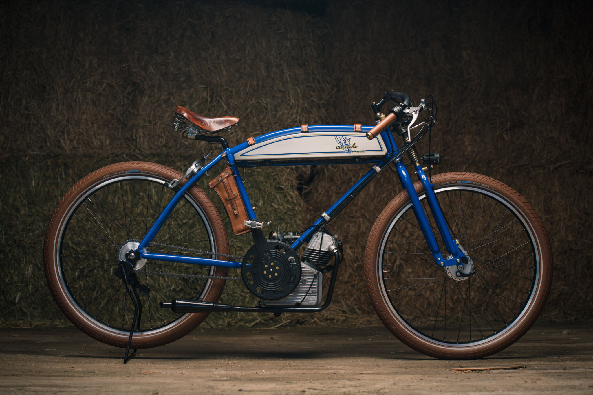 Analog-Motorcycles_Ducati-Cucciolo-Matto-0005