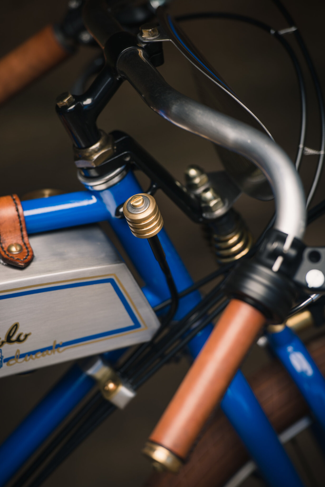 Analog-Motorcycles_Ducati-Cucciolo-Matto-0010