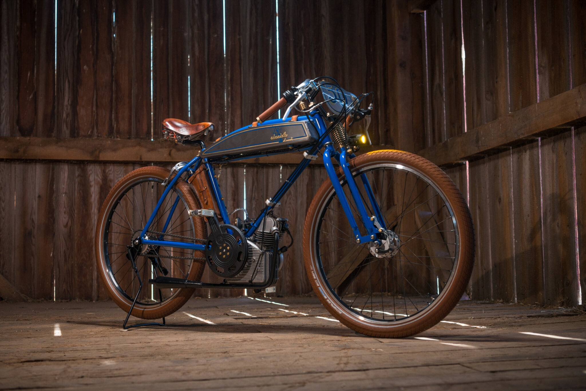 Analog-Motorcycles_Ducati-Cucciolo-Matto-0138