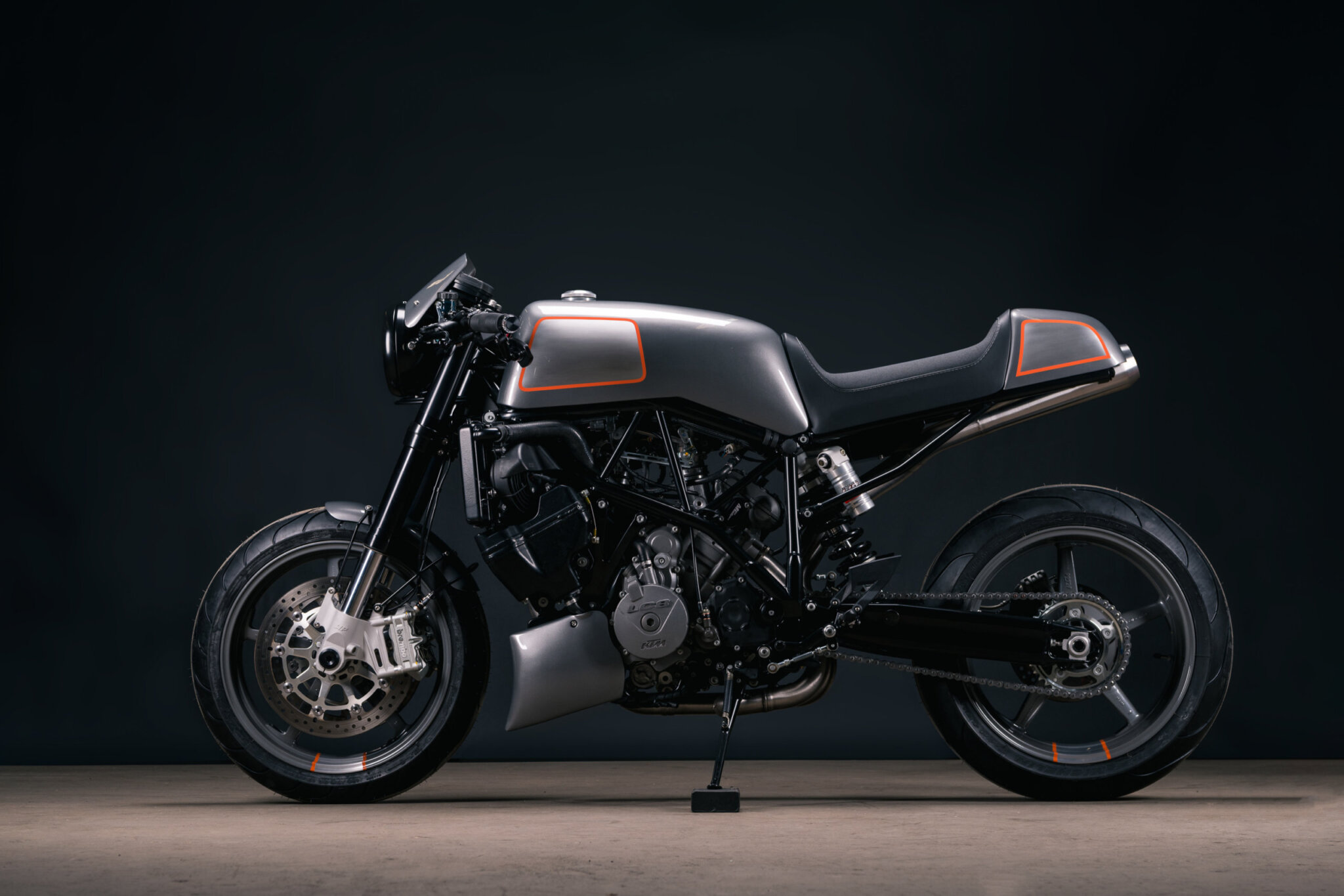 analog-ktm-990-0001