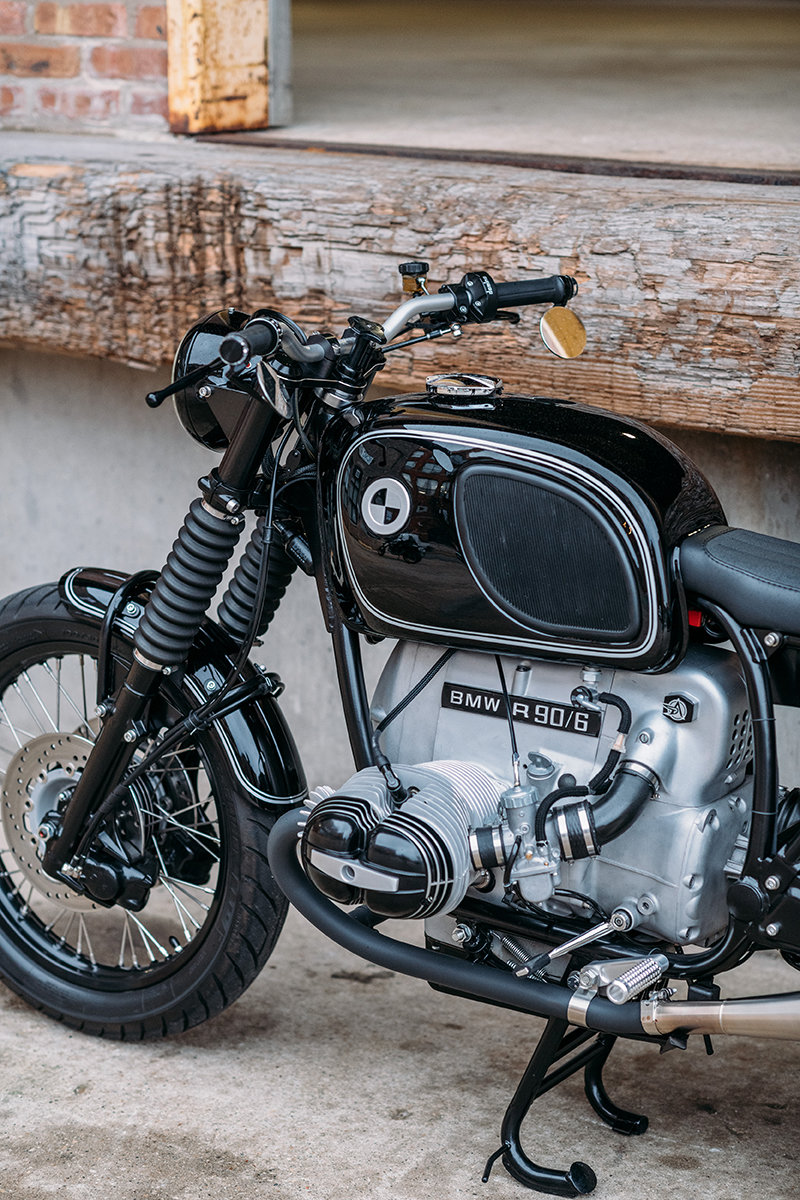 analog-motorcycles-bmw-classic-sleeper-0012