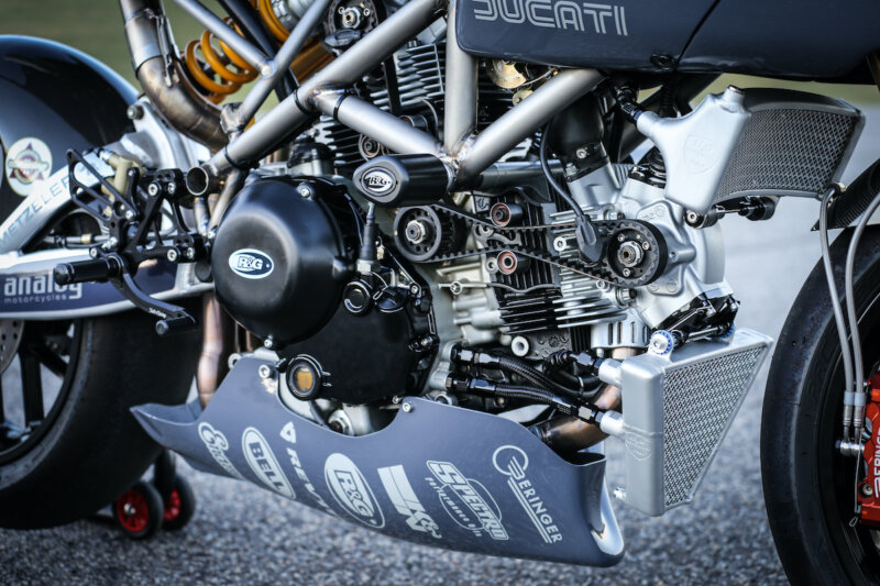 analog-motorcycles-2022-Ducati-Custom-Race-Bike-MH11-127