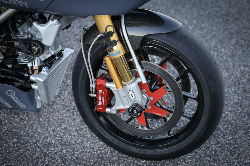 analog-motorcycles-2022-Ducati-Custom-Race-Bike-MH11-132